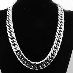 chunky silver necklace
